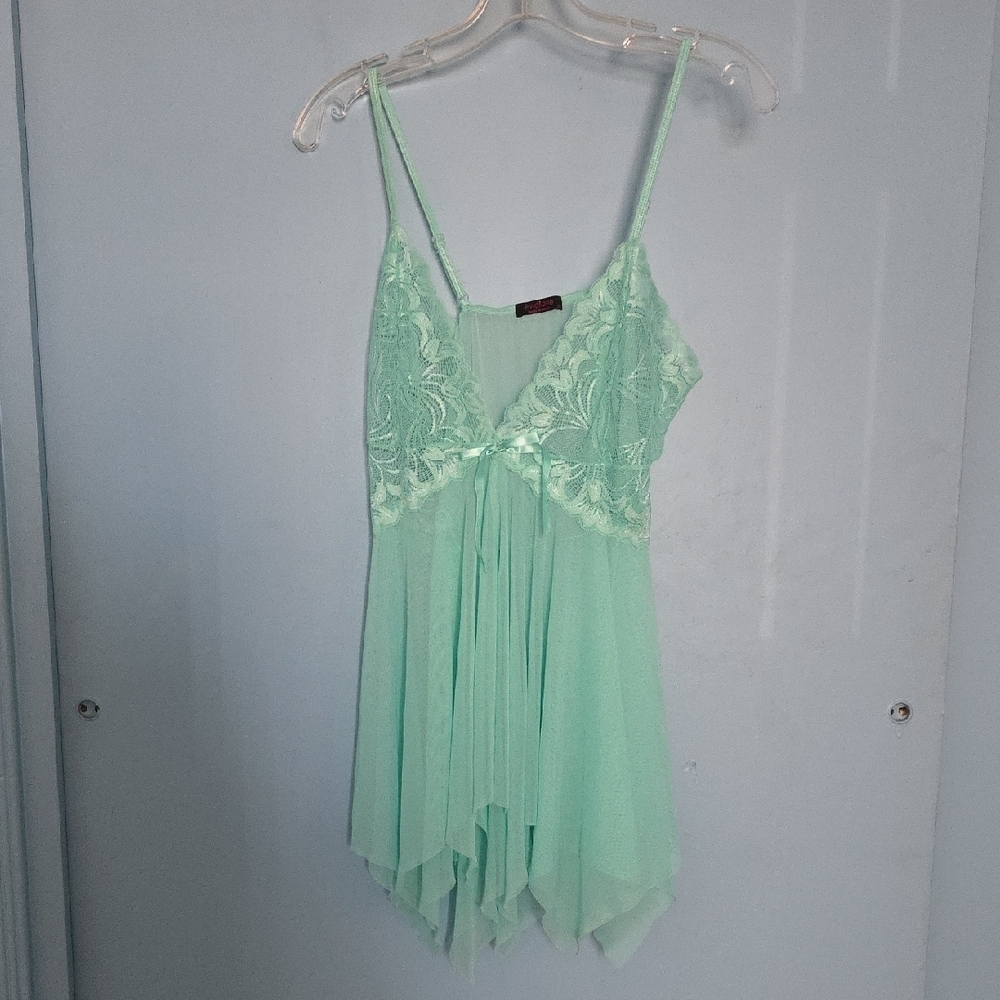 Lace Trim Mint Chemise